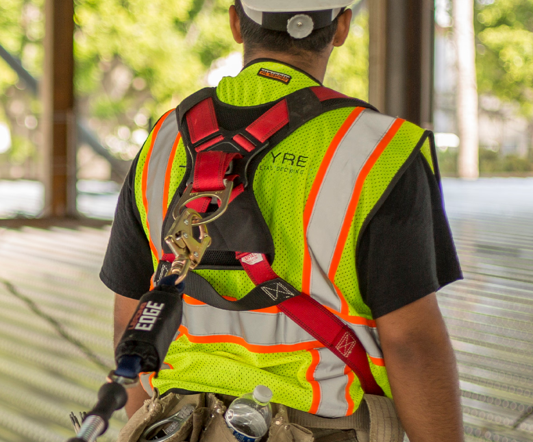 Securing Heights: Choosing the Right Fall Arrest Harness