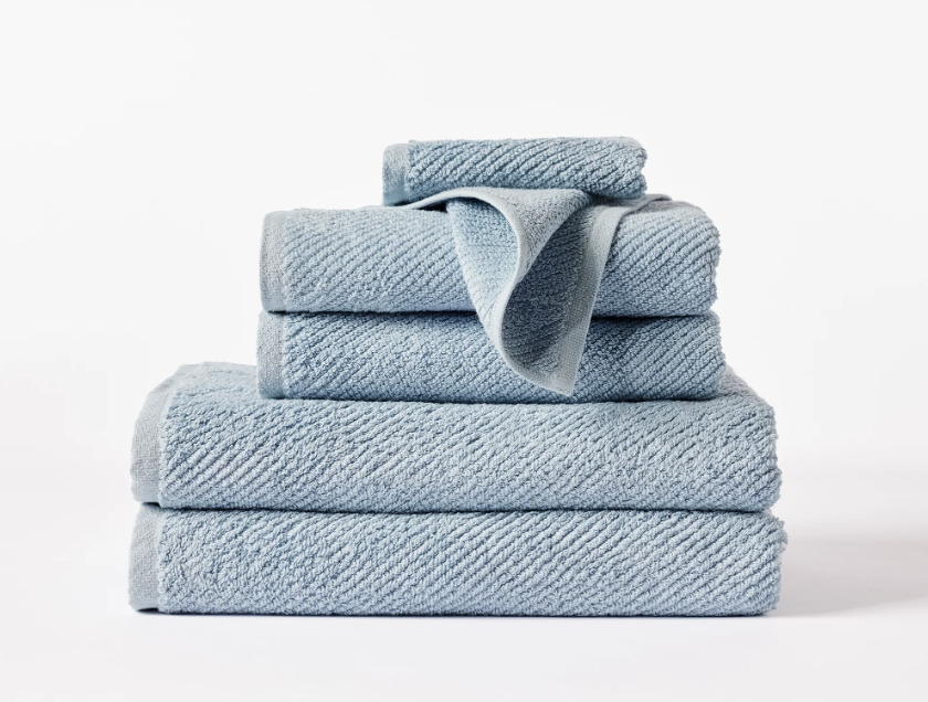 5 Signs It’s Time to Upgrade Your Old Towel Set