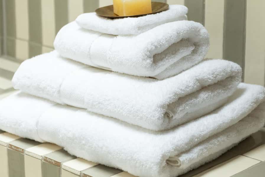 What are the Essential Benefits of Using Organic Bath Towels?