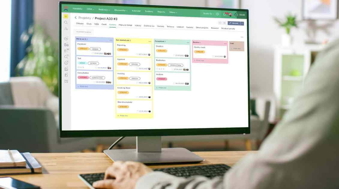 How Modern Business Management Software Simplifies Daily Operations